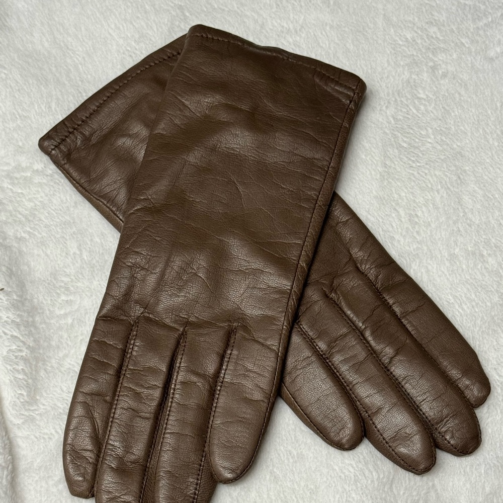 Ladies Tan Leather Gloves